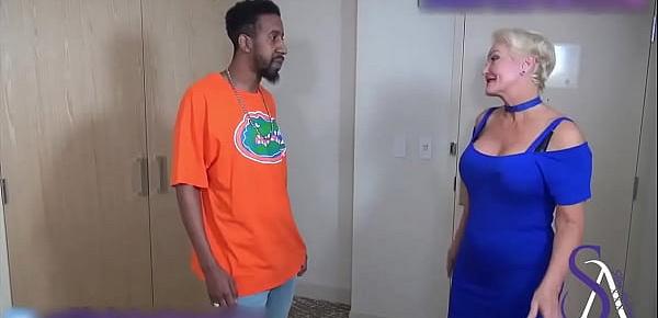 trendsCoaches Wife Gives Good Luck Fuck